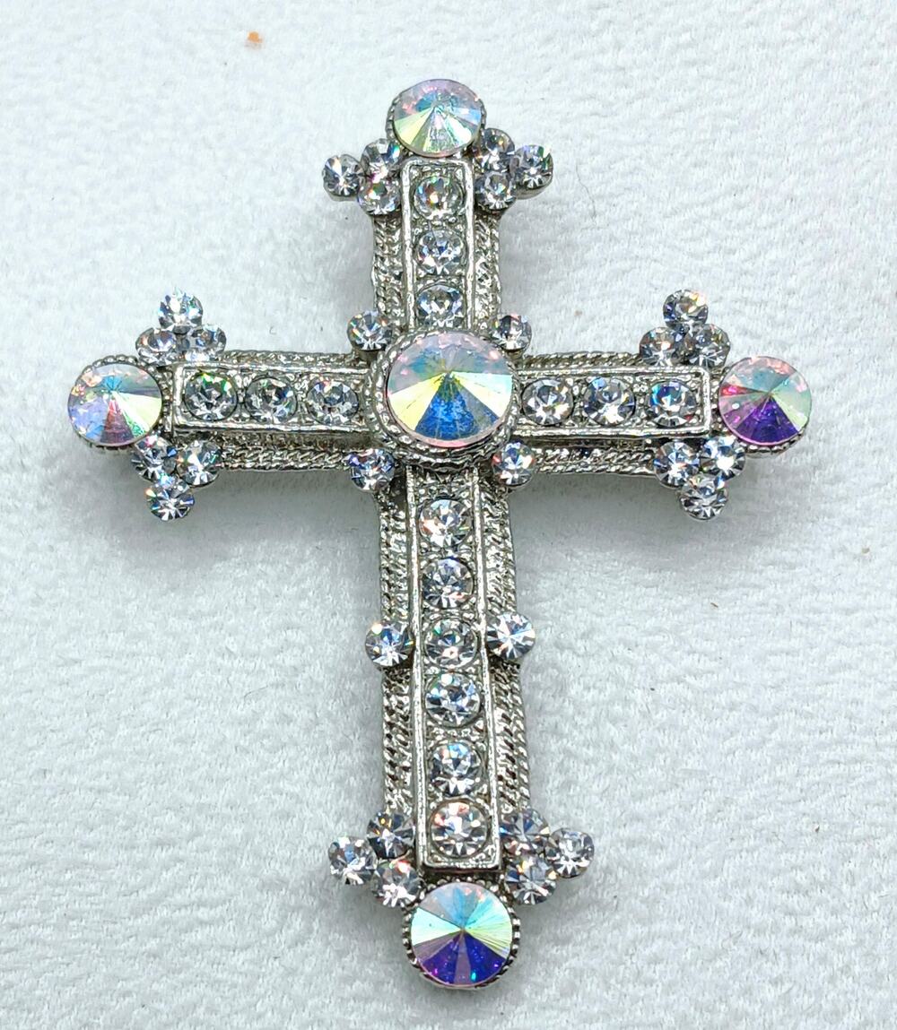 Vintage Silver Tone Rhinestone Cross Pendant Pendant/Brooch
